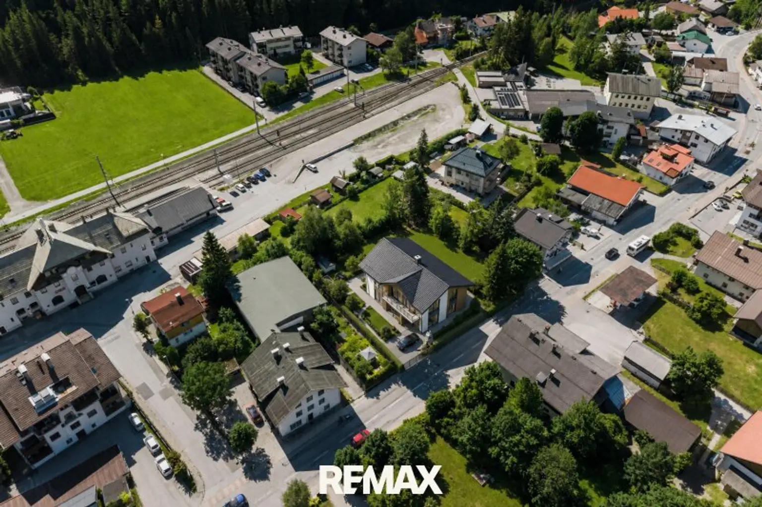 Grundstück mit Altbestand