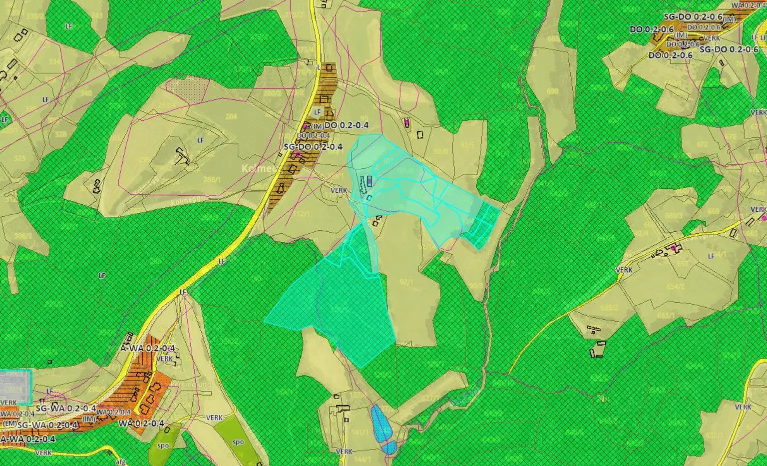 Wohnen in Aussichtslage mitten in der Natur auf  8 Ha. Grund, ehemalige Hofstelle!