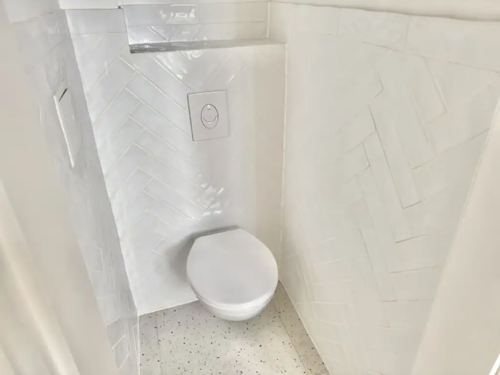 Helle Altbauwohnung mit Charme - Hochwertig sanierte 2-Zimmer-Wohnung im 3. Bezirk