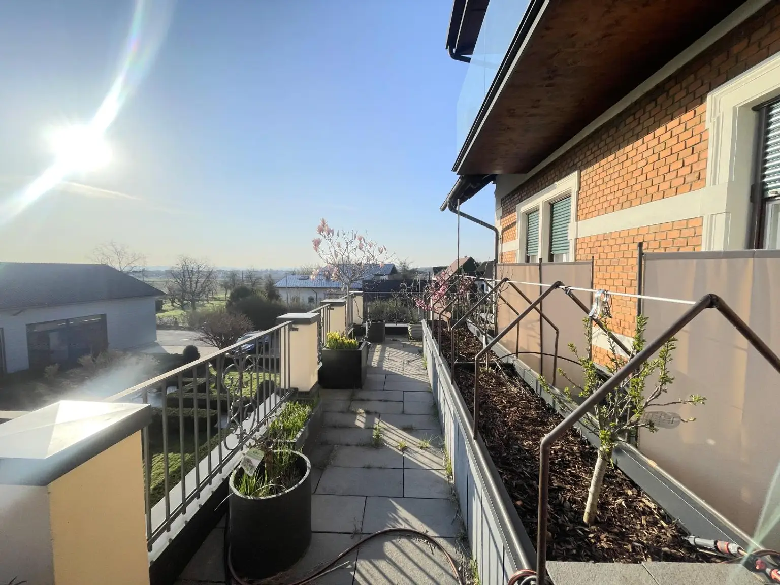 Großzügige Büroflächen in einer Villa