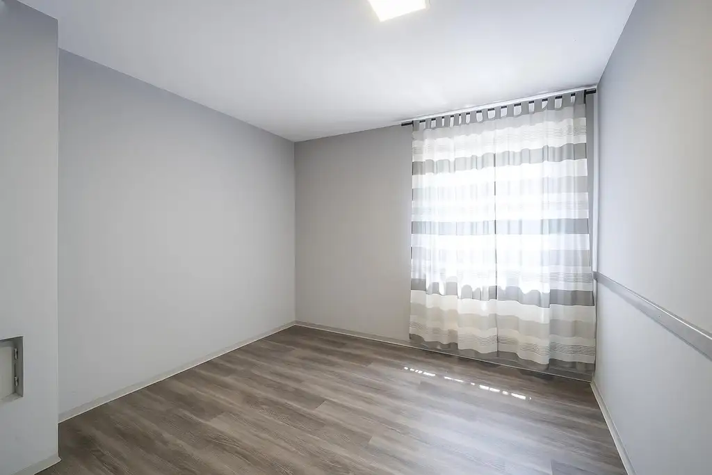 Starterwohnung: guter Grundriss, gute Verkehrsanbindung