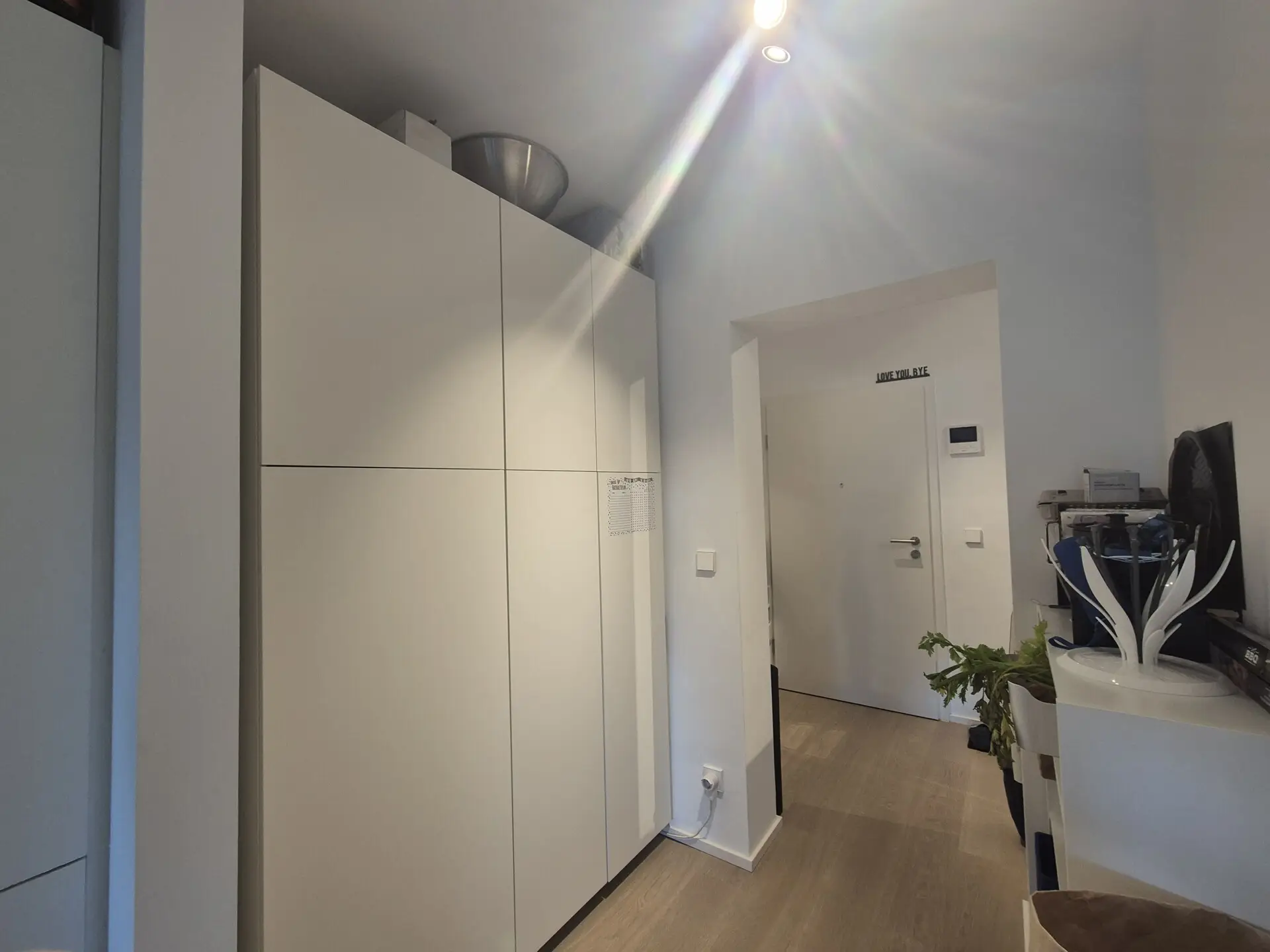 Garderobenplatz neben der Küche