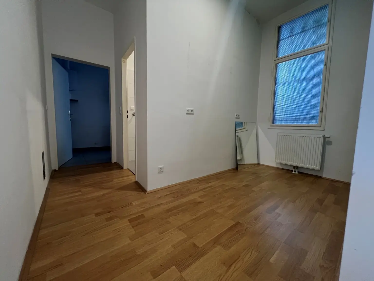 5 | CHARMANTE 2 Zimmer ALTBAUWOHNUNG  mit Balkon – Unbefristet | Prima Service Immobilien