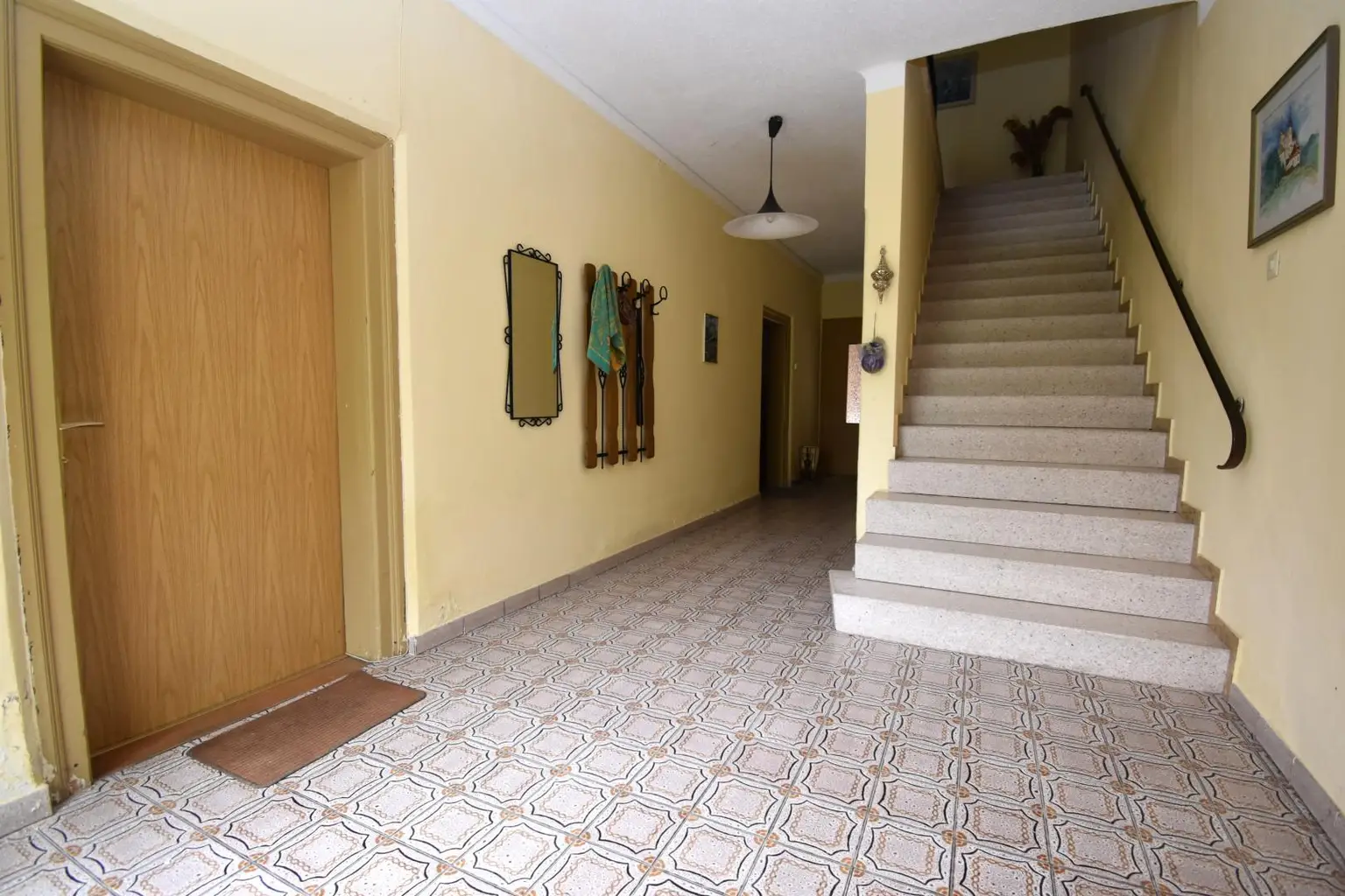 Wohnhaus - ehem. Bauernsacherl - mit Sanierungsrückstand