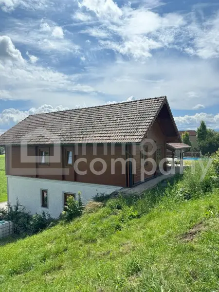 Großes Wohnhaus mit Gartenhaus, Pool, Sauna und Homeoffice, top gepflegt!