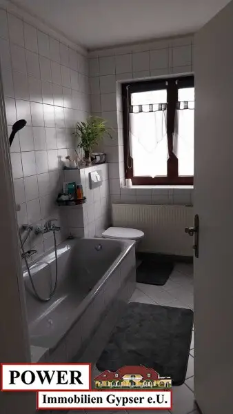 Großzügiges Wohnhaus in Zentrumsnähe !!