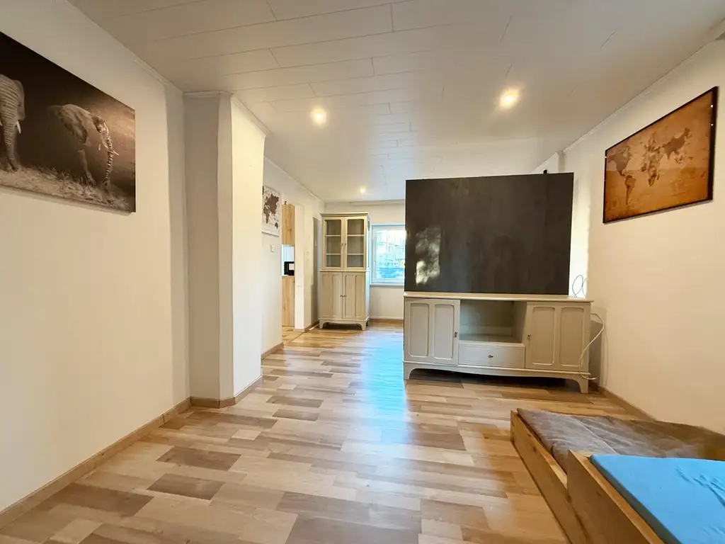 Einfamilienhaus in Ybbs - neuer Wohntrakt zum Fertigstellen inklusive!