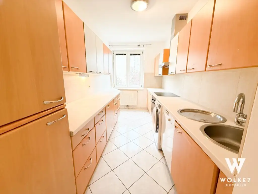 Helle 3-Zimmer-Wohnung mit Tiefgarage in Wiener Neudorf
