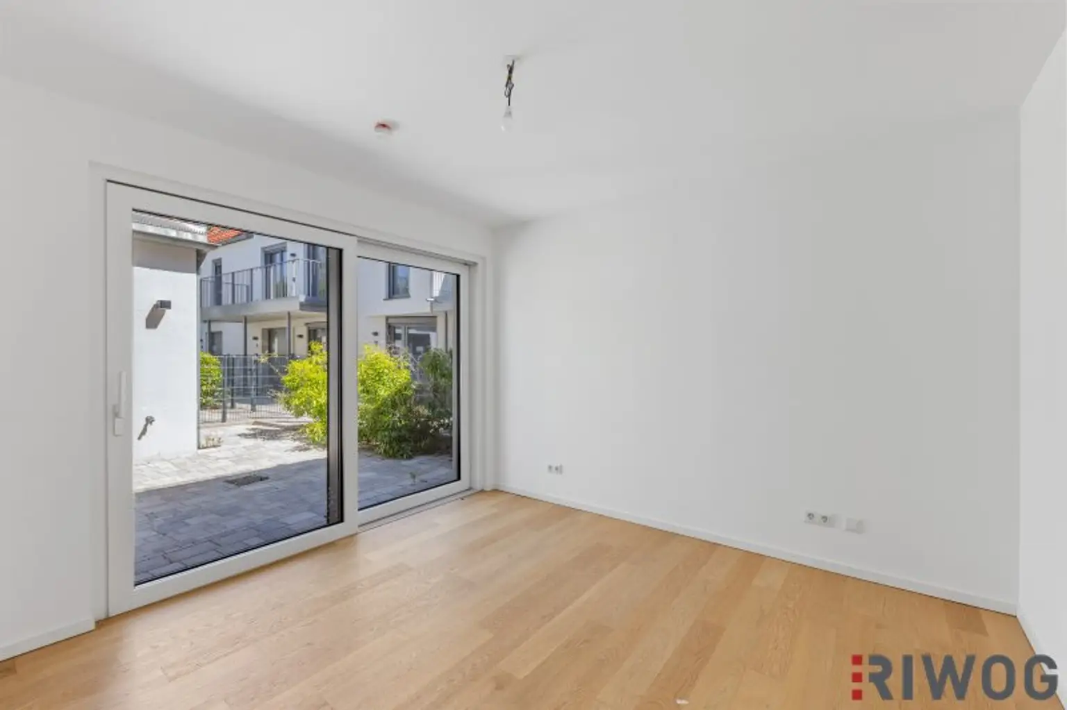 4-Zimmer mit SÜD-Terrasse mit hochwertiger Ausstattung in ehemlaigen Fuhrwerkhaus