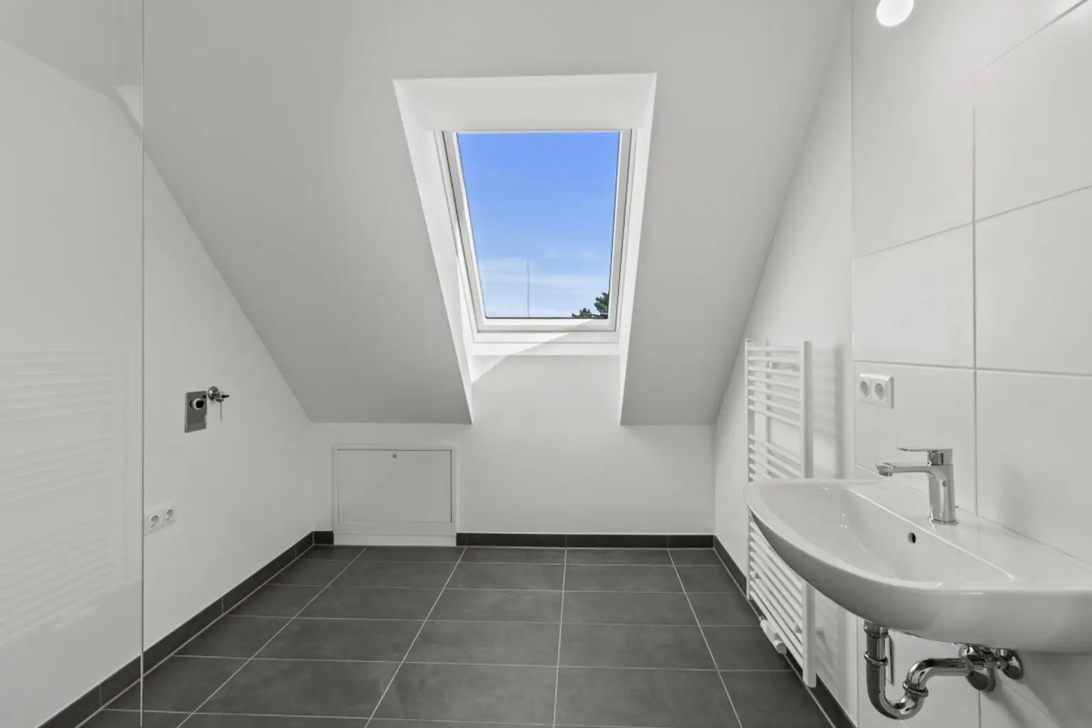 L | ++ OBEN IST ES AM SCHÖNSTEN ++ im PROJEKT KARL74 | Prima Service Immobilien