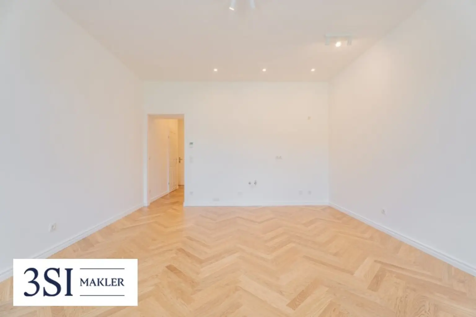 Erstbezug in ruhiger Lage – gepflegter Altbau am Laubeplatz