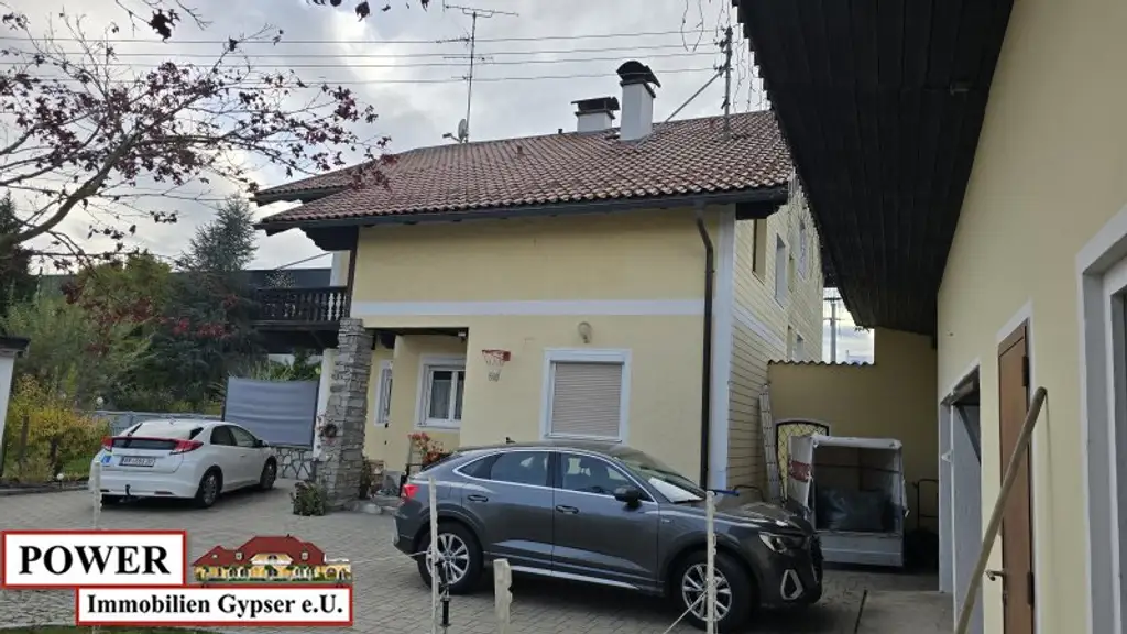 Großzügiges Wohnhaus in Zentrumsnähe !!