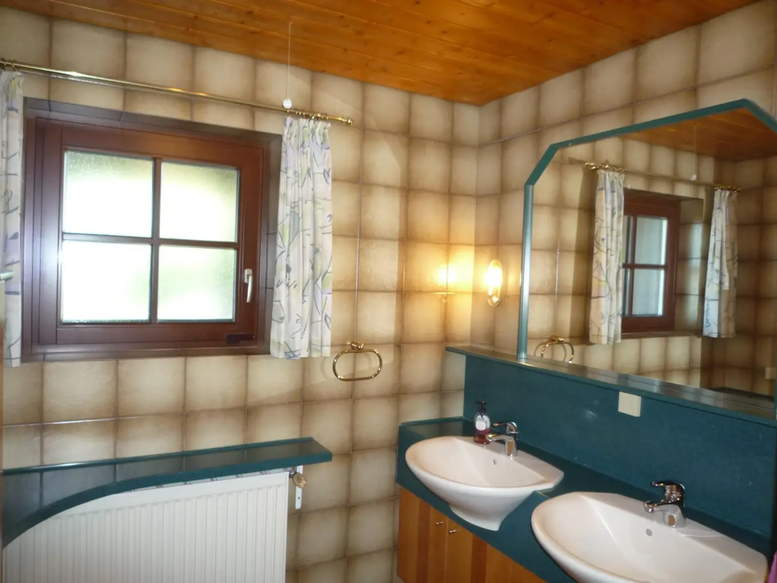 Badezimmer EG