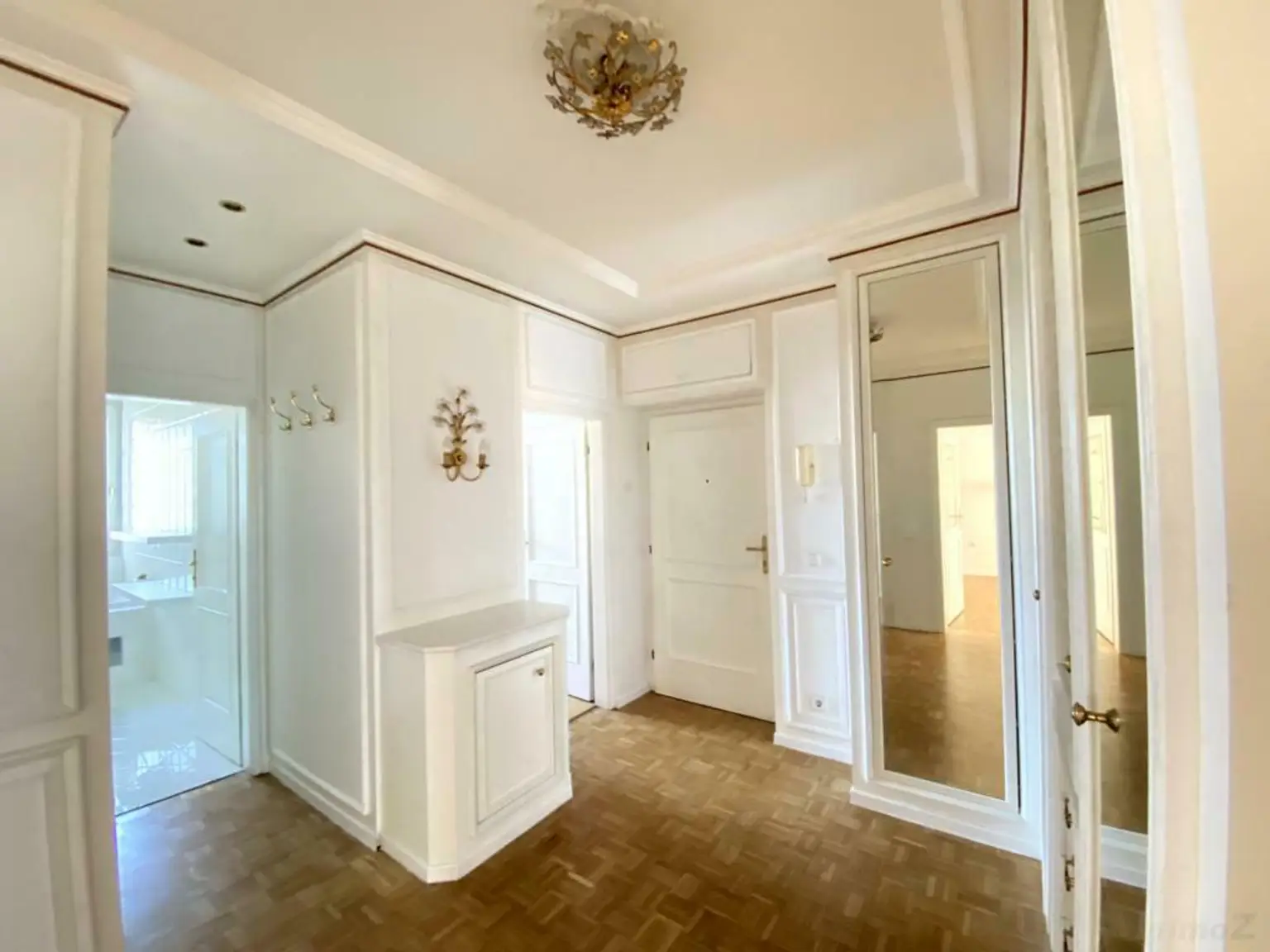 Graz – Geidorf: Schicke Wohnung in unmittelbarer Uni-Nähe, perfekt für Paare oder als WG. | Graz - Geidorf: Chic apartment in the immediate vicinity of the university, perfect for couples or as a shared flat