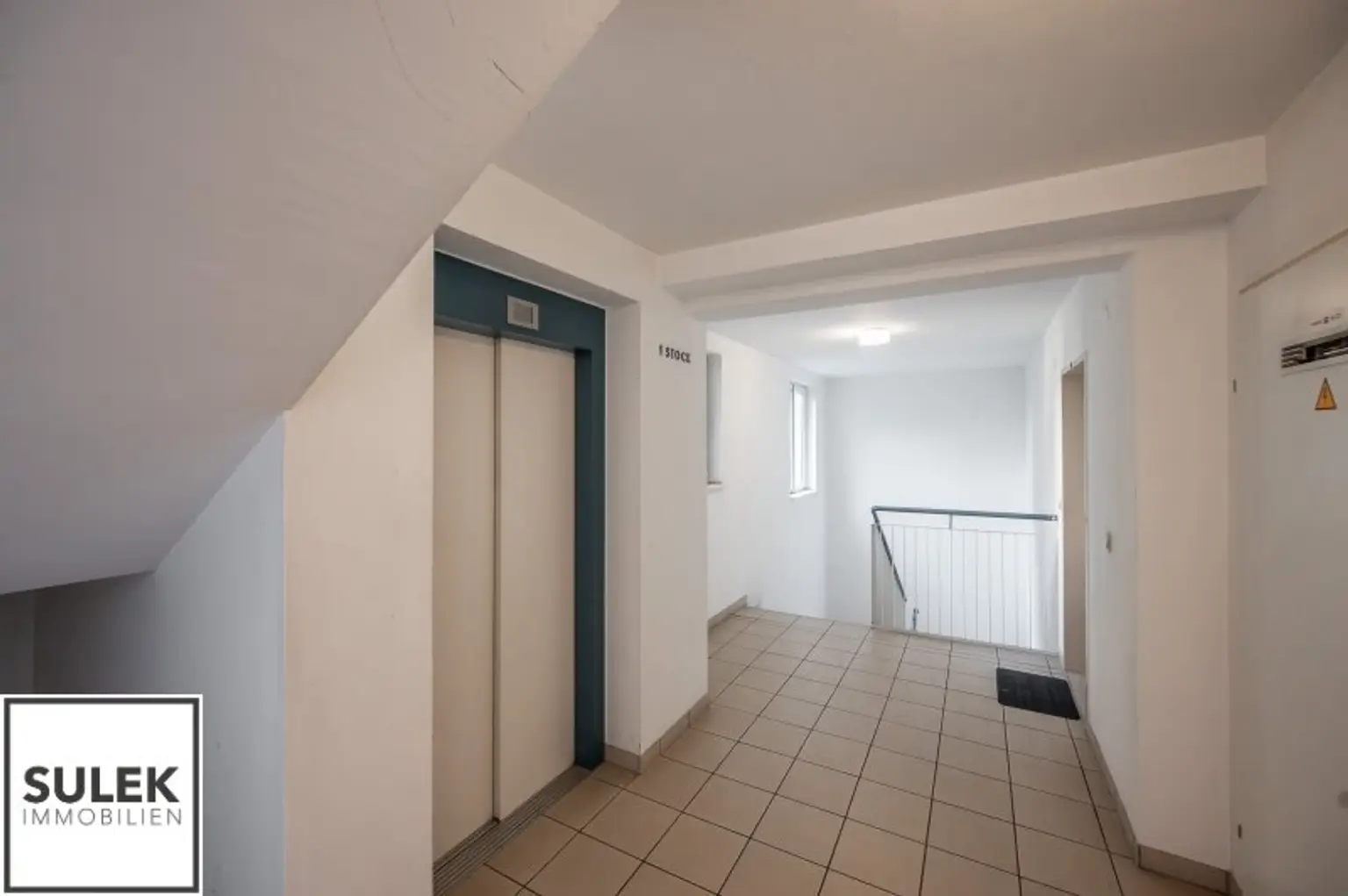 Gut geschnittene, hofseitige Kleinwohnung mit separater Küche & Abstellraum in U-Bahn-Nähe (U4/U6 Längenfeldgasse)