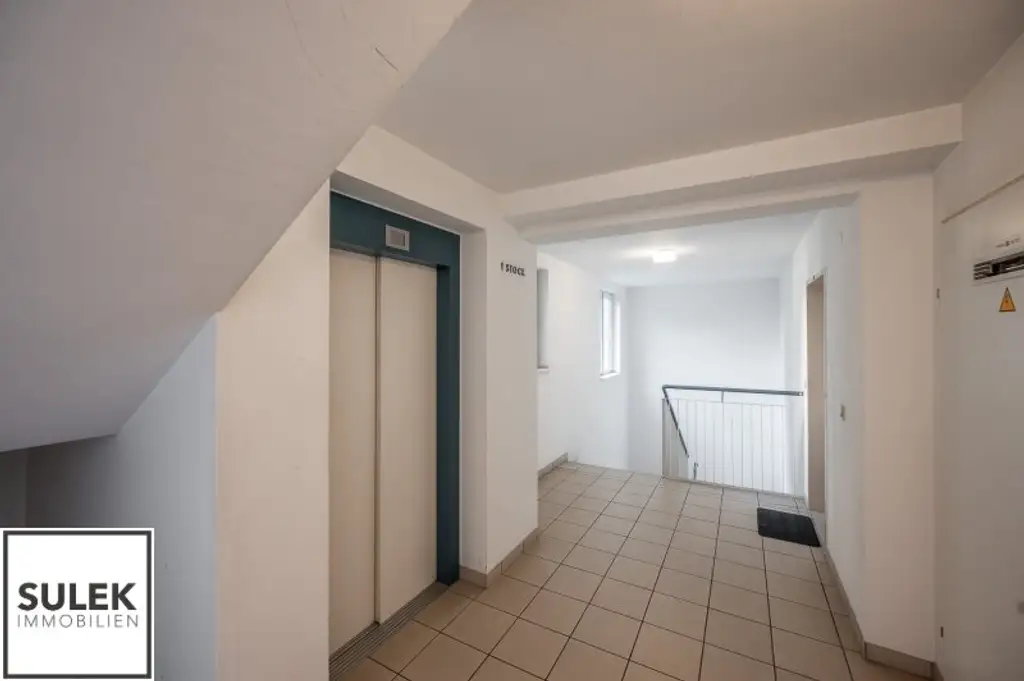 Gut geschnittene, hofseitige Kleinwohnung mit separater Küche & Abstellraum in U-Bahn-Nähe (U4/U6 Längenfeldgasse)