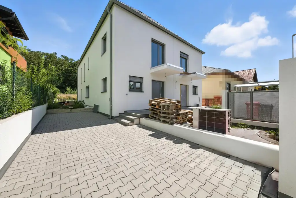 SCHLÜSSELFERTIG! MODERNES WOHNEN AM LAND - HOCHWERTIGER BAUMEISTERQUALITÄTSBAU IN SIERNDORF!