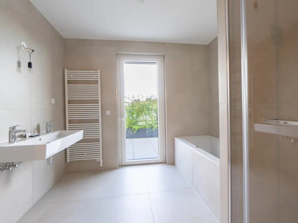 Gleich einziehen: Aussicht mit Weitsicht bietet dieses feine 4-Zimmer Penthouse mit 157 m² in Aspern
