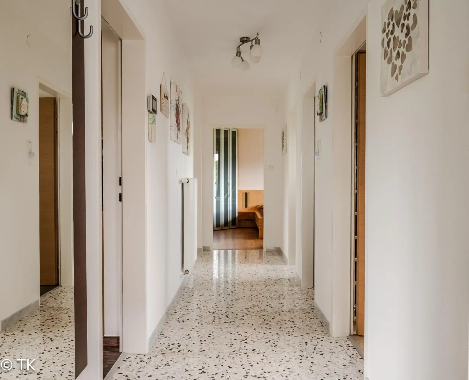 Energieeffizientes Ein-/Zweifamilienhaus in bester Lage