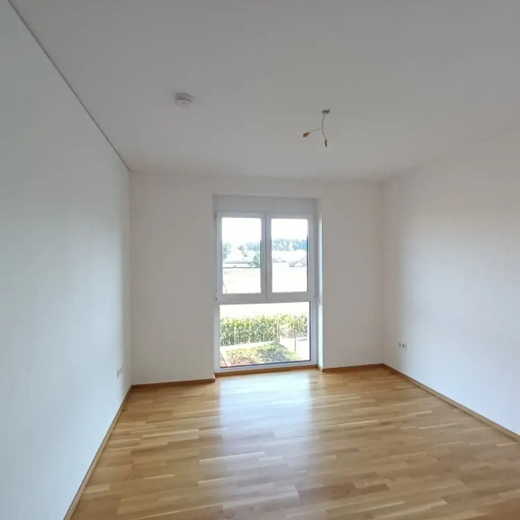 Traumhafte Eckwohnung in Traismauer, NÖ - 3 Zimmer und Balkon mit Grünblick!