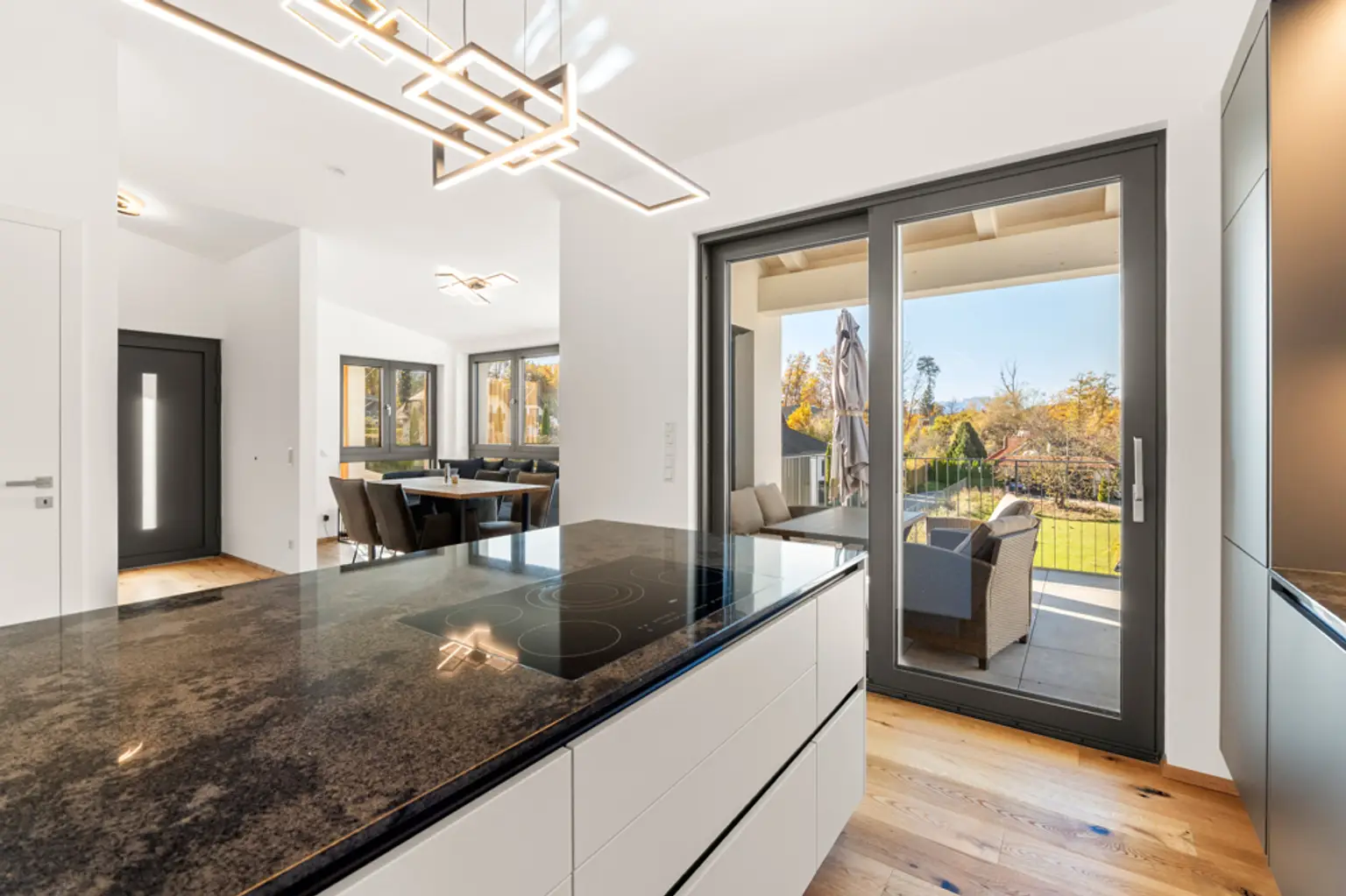 Moderne Dachgeschosswohnung in zentrumsnaher Lage