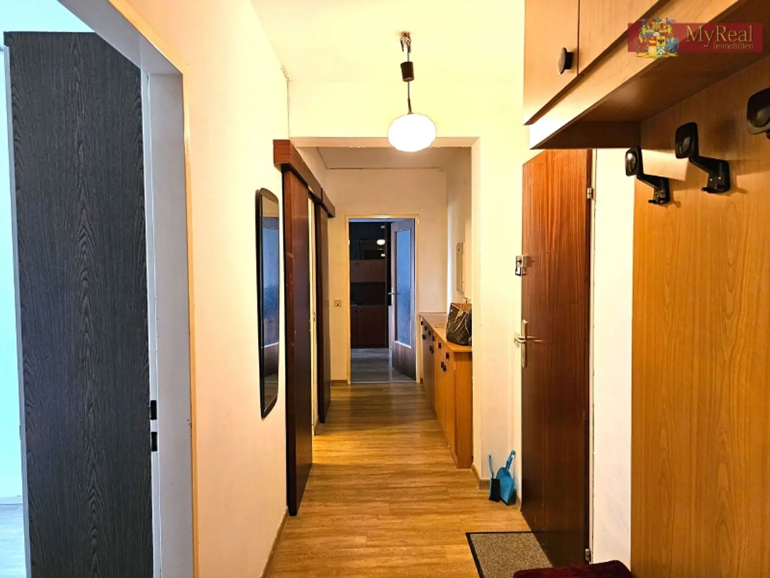 Ruhige Balkonwohnung mit Aussicht