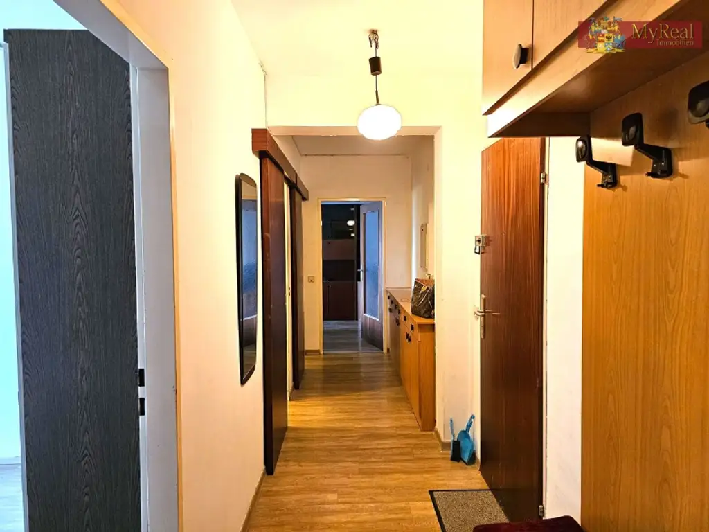 Ruhige Balkonwohnung mit Aussicht