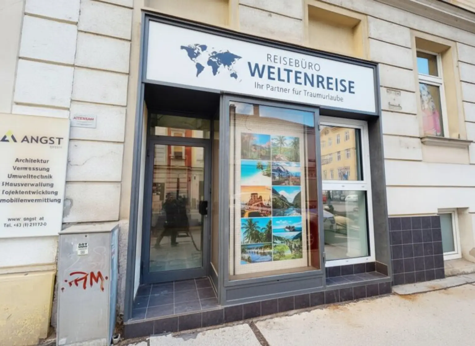 Geschäftslokalfront-KI generiert