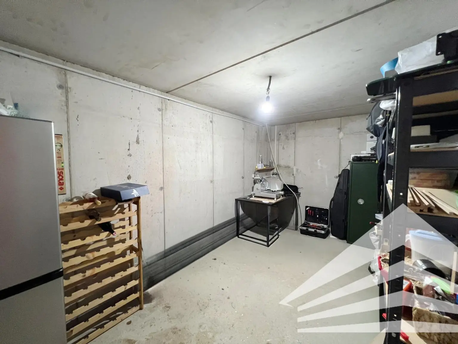 Großzügiges Eckreihenhaus mit Garten & Pool in toller Siedlungslage! 360° Rundgang online!