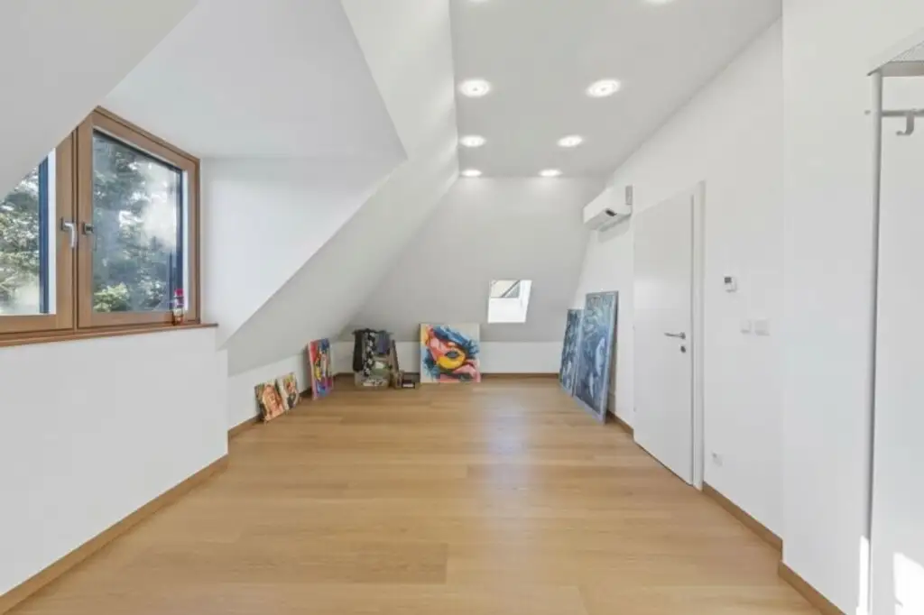 Großzügige High-End-Familienvilla der Extraklasse.