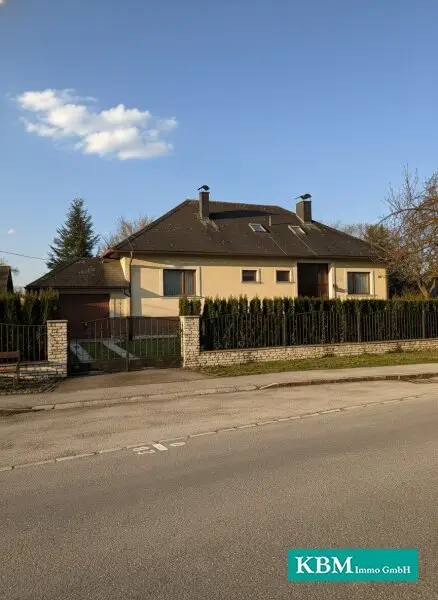 Platz für Lebensträume: Großzügiges Zuhause auf weitläufigem Grund