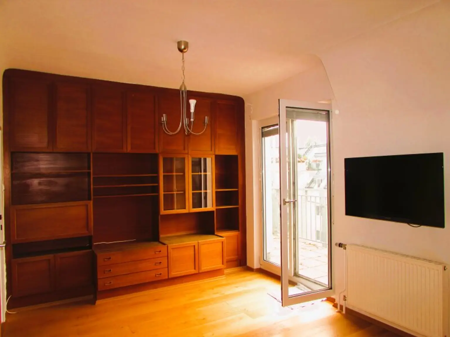 *****südseitige Wohnung mit großem Balkon*****