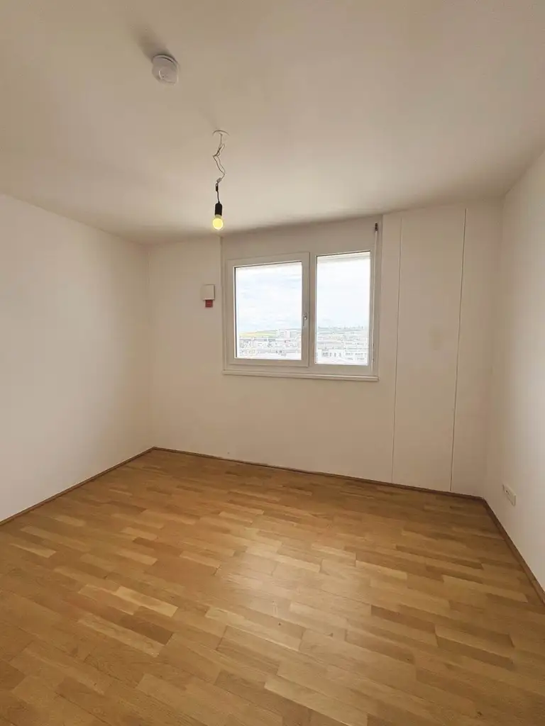 Q11 Leben in Simmering - 
3-Zimmer-Loggiawohnung mit Deckenkühlung - genießen Sie DIESEN Ausblick!