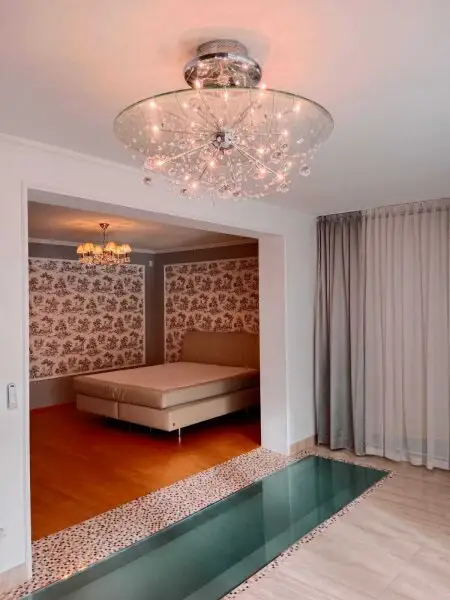 ***Komplett möbliertes Haus in Weidling mit eigenem Aufzug, 3 Terrassen und riesigem Garten purer Luxus für 5.500 im Monat!***