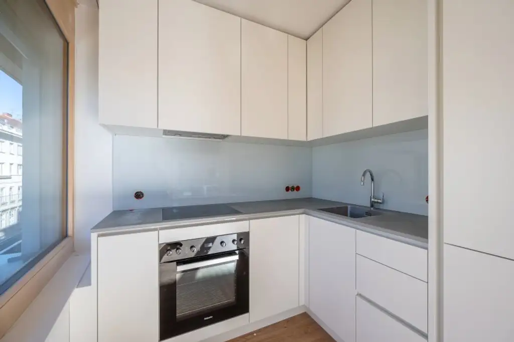 ++MOLLARD 50++ hochwertige 3-Zimmer-Wohnung mitten im Herzen der Stadt