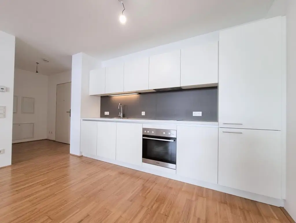 Moderne Neubauwohnung mit toller Ausstattung + U4/U6 Nähe!!