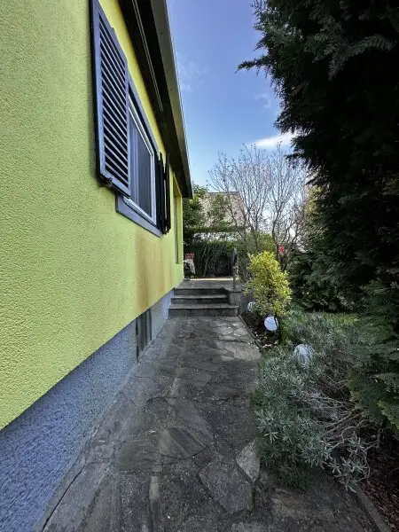 SOMMERHAUS mit großem Garten - Nähe AN DER UNTEREN ALTEN DONAU