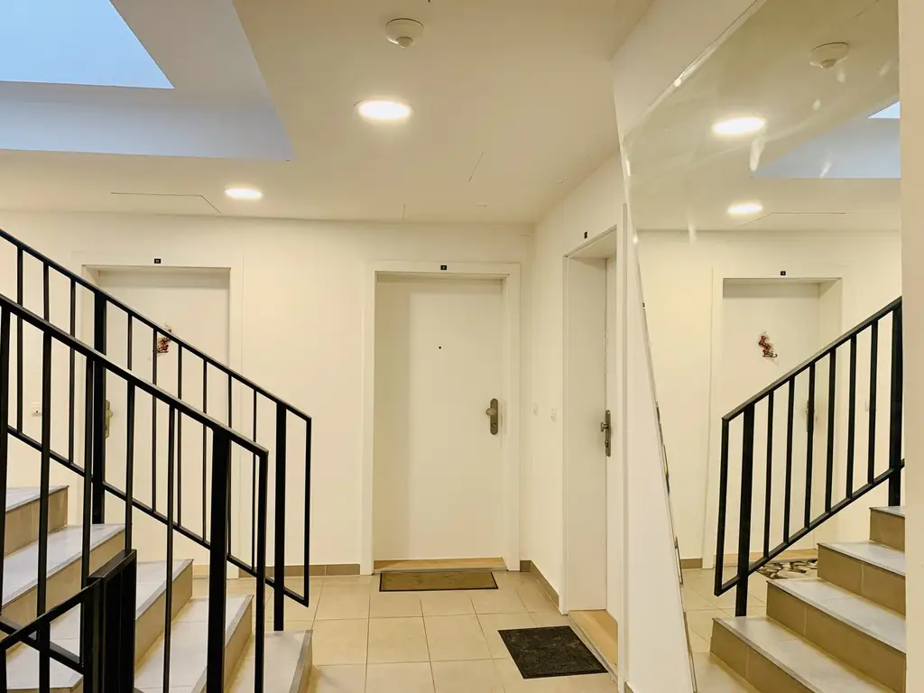 Chic & cosy- Dachgeschoßwohnung beim AKH