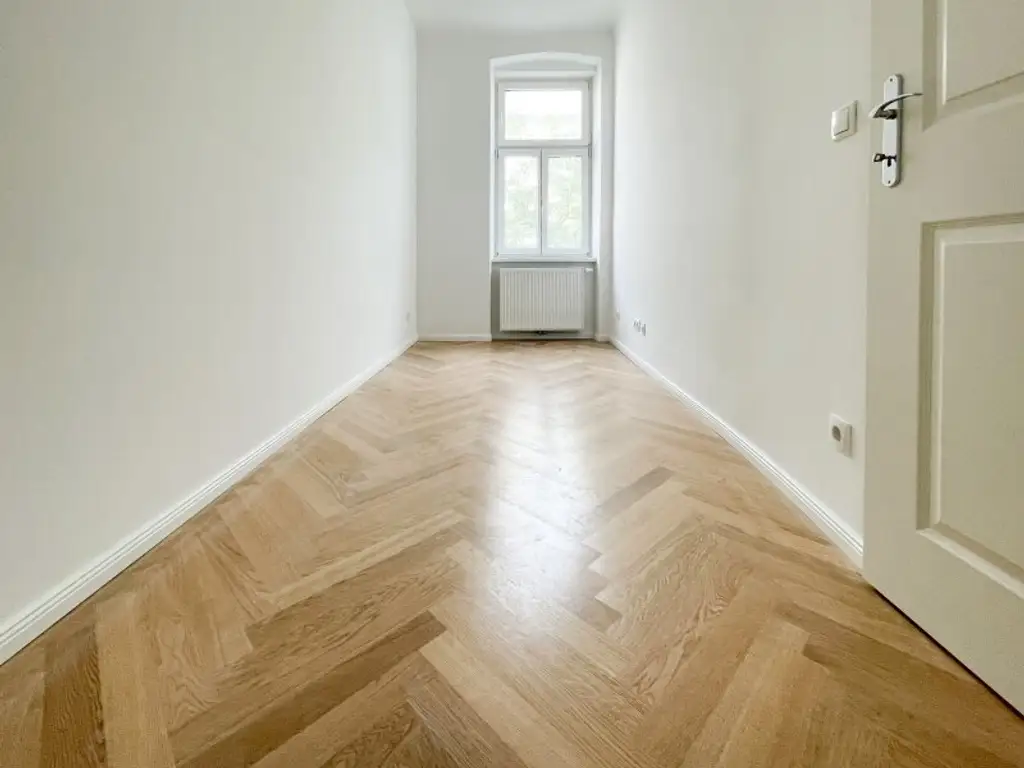 U3 "Hütteldorfer Straße": schön sanierte 2-Zimmerwohnung inkl. neuer Küche