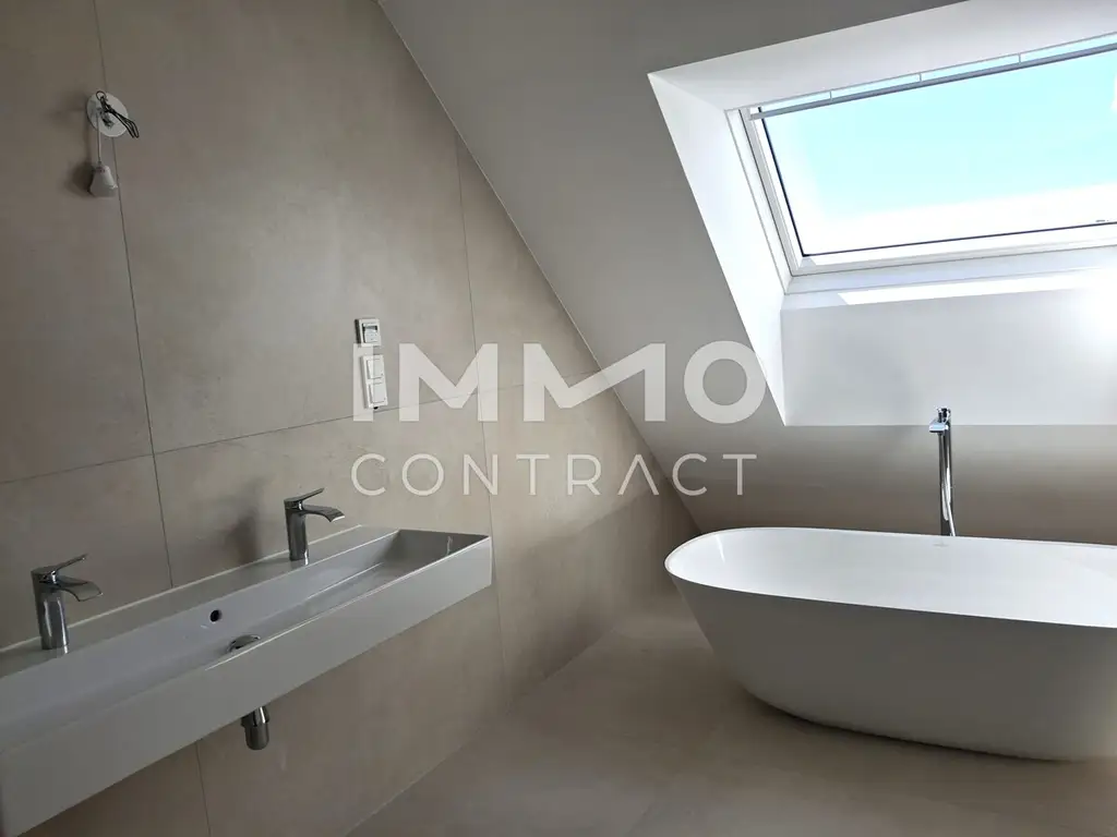 5-Zimmer-Penthouse mit zwei Terrassen – eigener Lift, Nähe zur U-Bahn