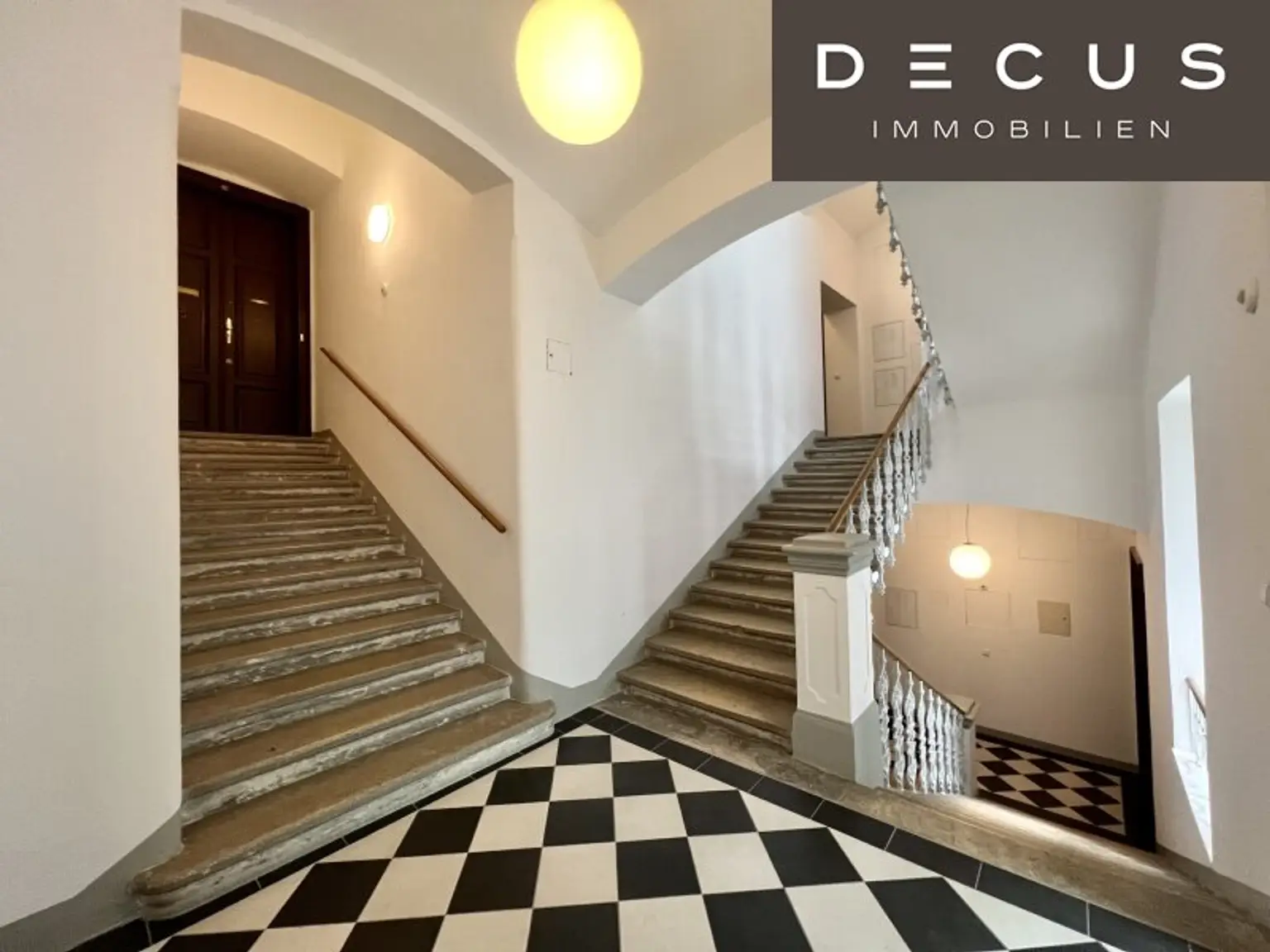 RESIDIEREN AM STADTPARK | ELEGANTE DACHGESCHOSSWOHNUNG | RUHIGE HOFSEITIGE 12 m2 TERRASSE | 4 ZIMMER | 2 BÄDER