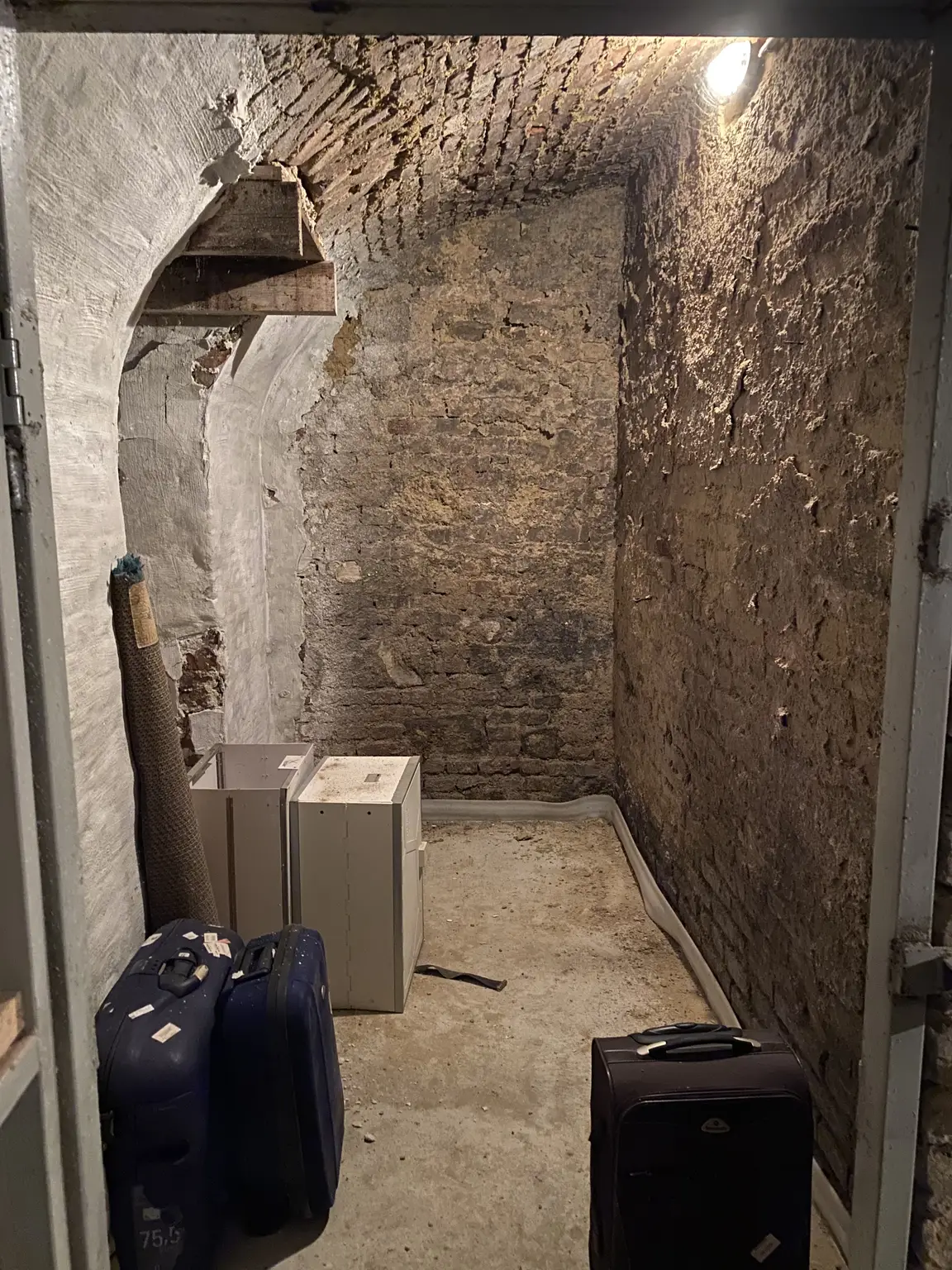 Wunderschöne Stil-Altbau Wohnung 106m² 3.Liftstock  in Toplage 1070 Wien !