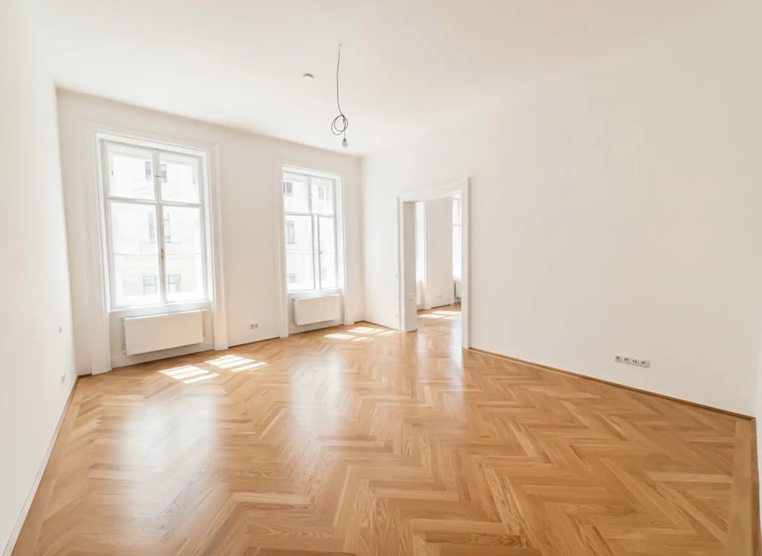 UNBEFRISTET und ERSTBEZUG: Prachtvolle, klimatisierte 4-Zimmer-Wohnung in fantastischer Lage