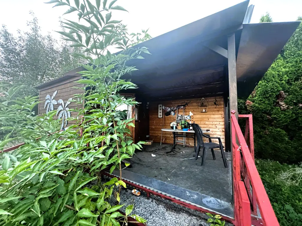 Charmanter Bungalow mit Keller, Garten und Nebenobjekten