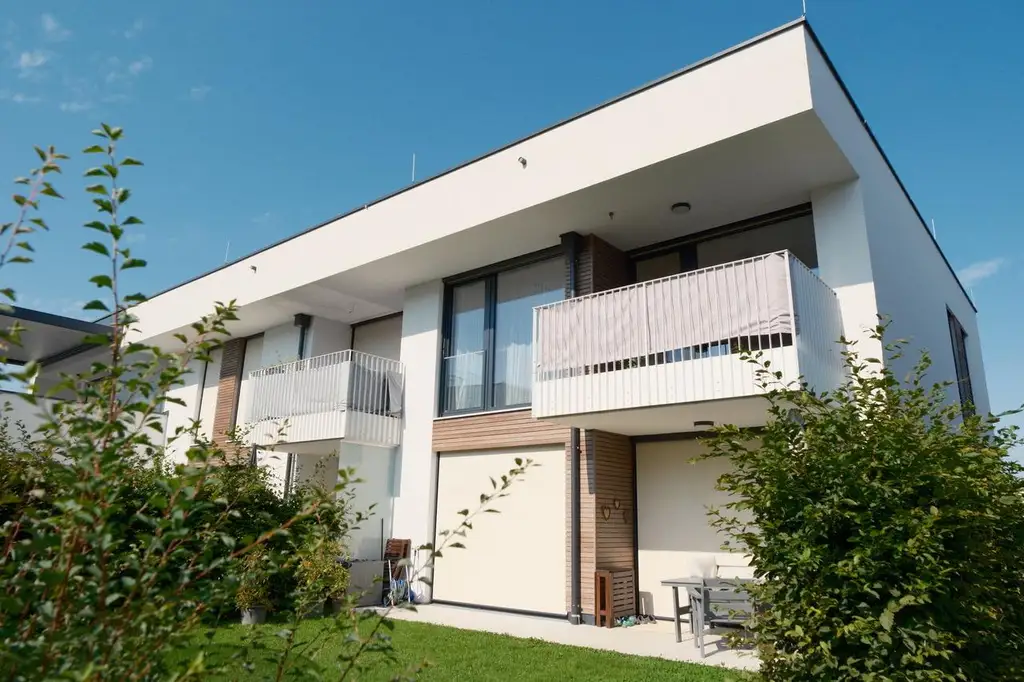 TOP Wohnung mit BALKON und Carport und Autoabstellplatz  - TOP 5