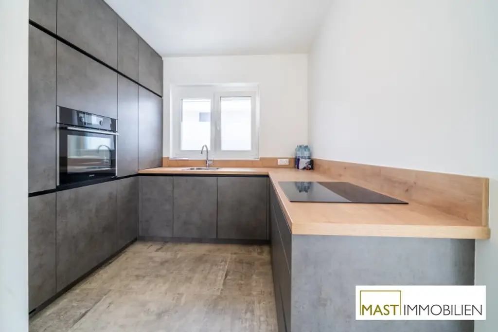 *NEU* - ab Oktober - 4 Zimmer Reihenhaus in Bahnhofsnähe
