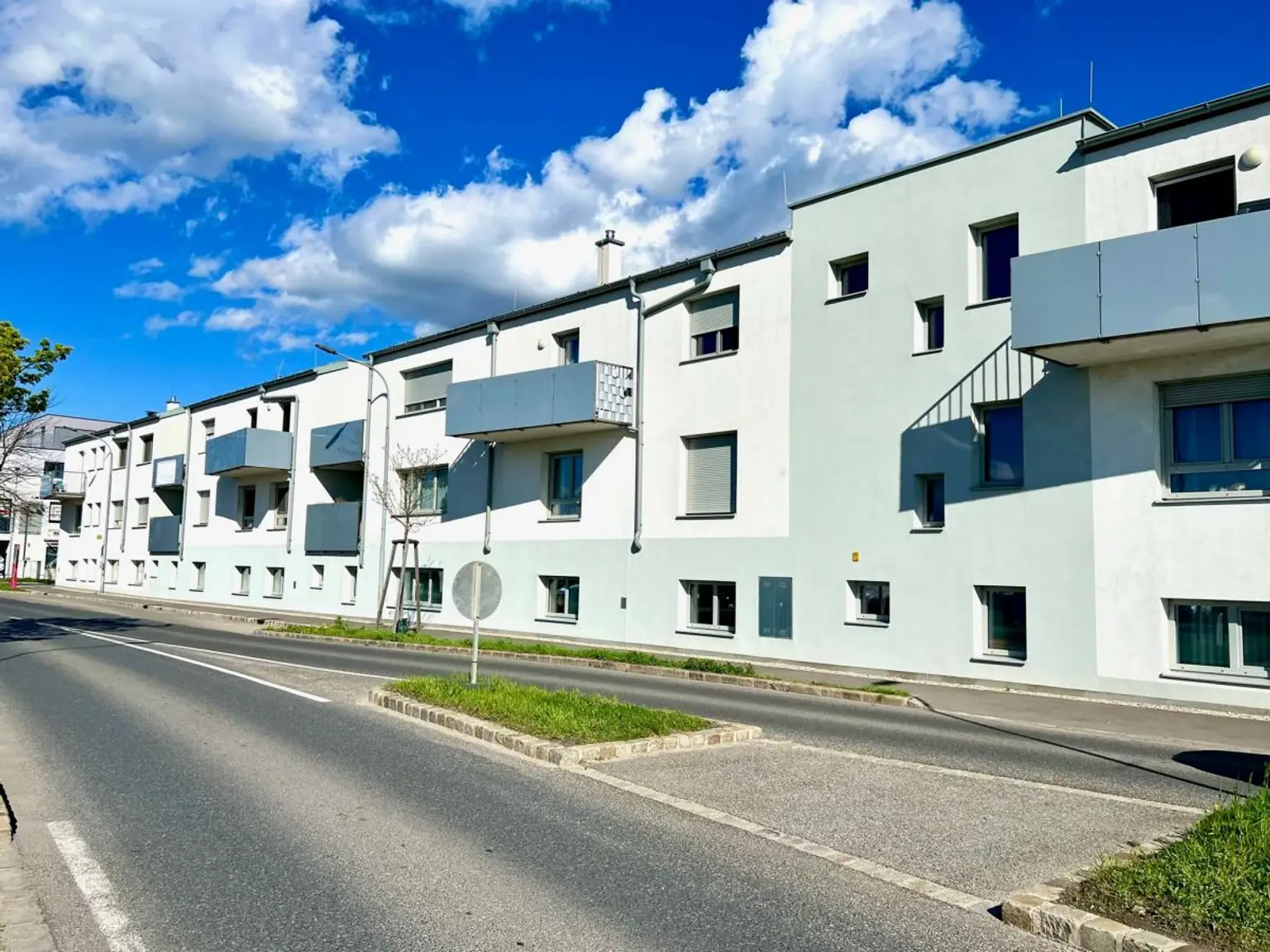 2 | NEU in GERASDORF ++ MODERNE ZWEI Zimmer mit TERRASSE | Prima Service Immobilien
