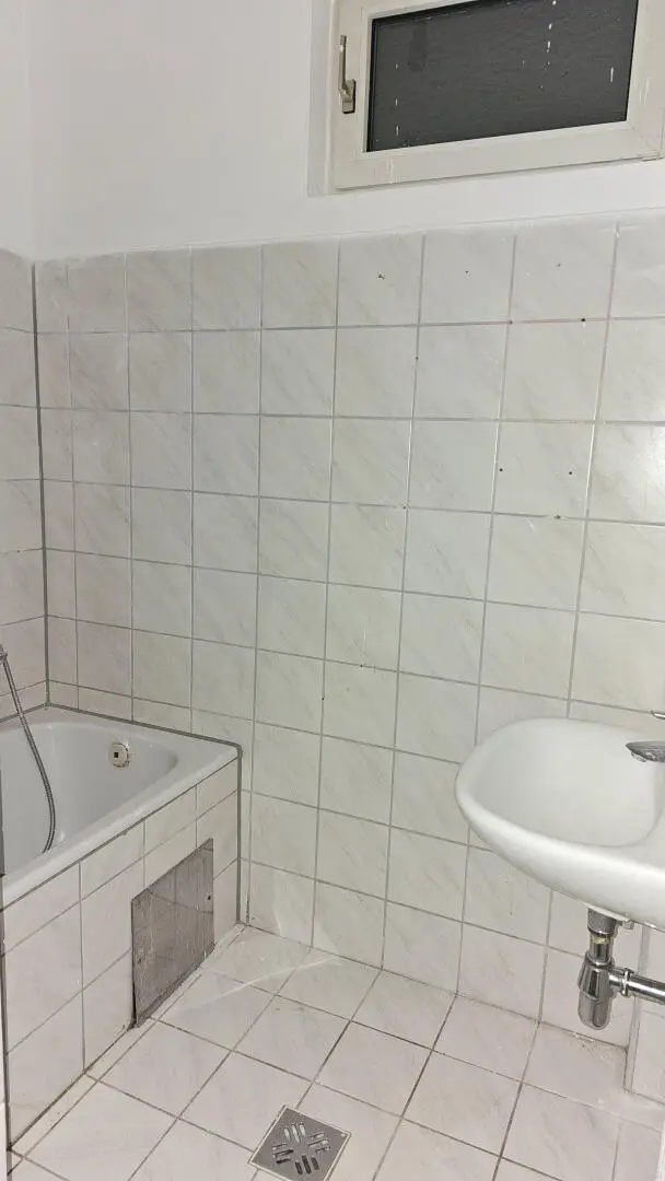 Charmante, günstige Altbauwohnung mit großem Garten im Herzen von Graz