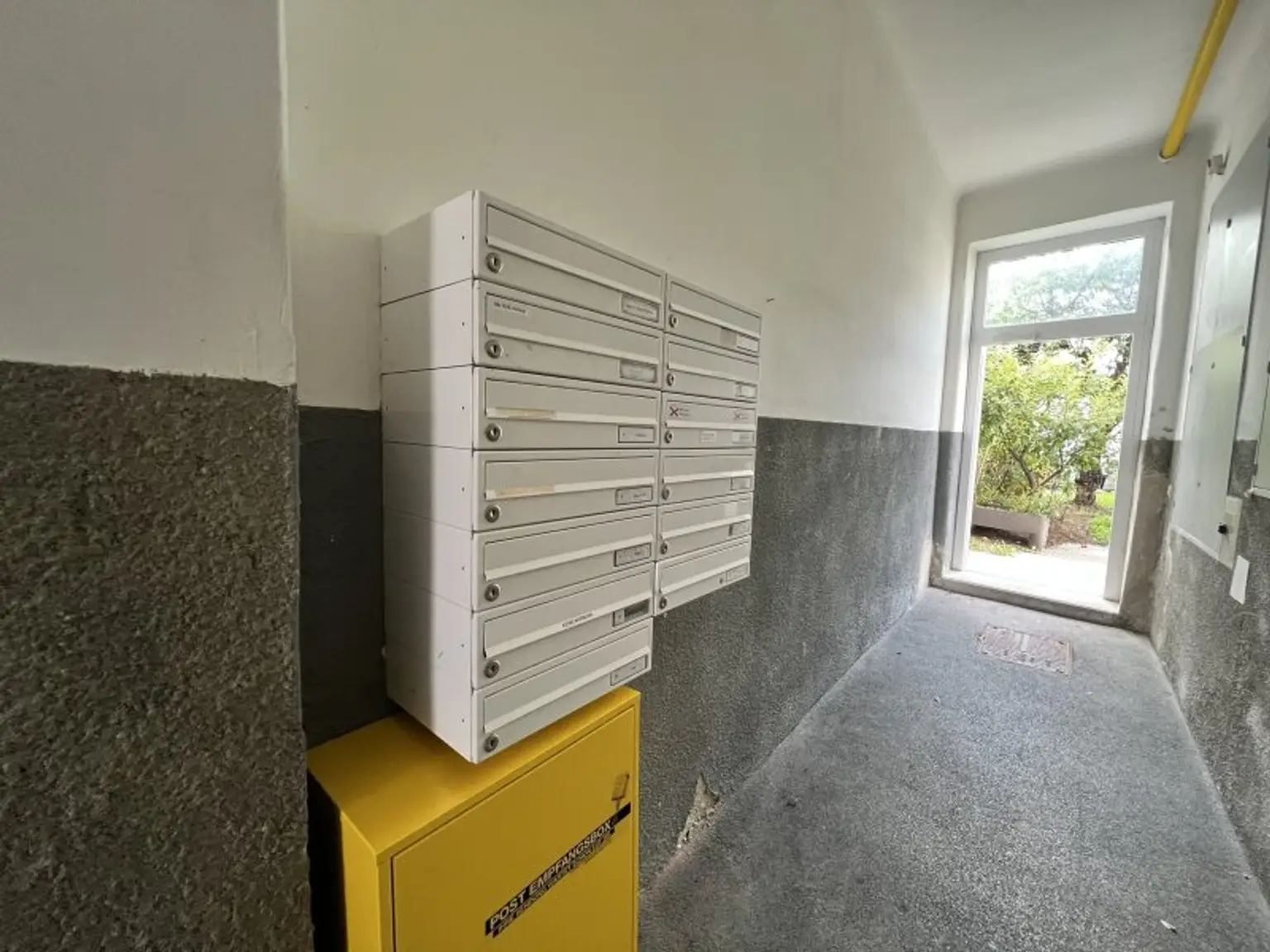 Arbeiter- oder Studentenwohnung in zentraler Mödlinger Lage - nahe Bahnhof - unbefristet (!)