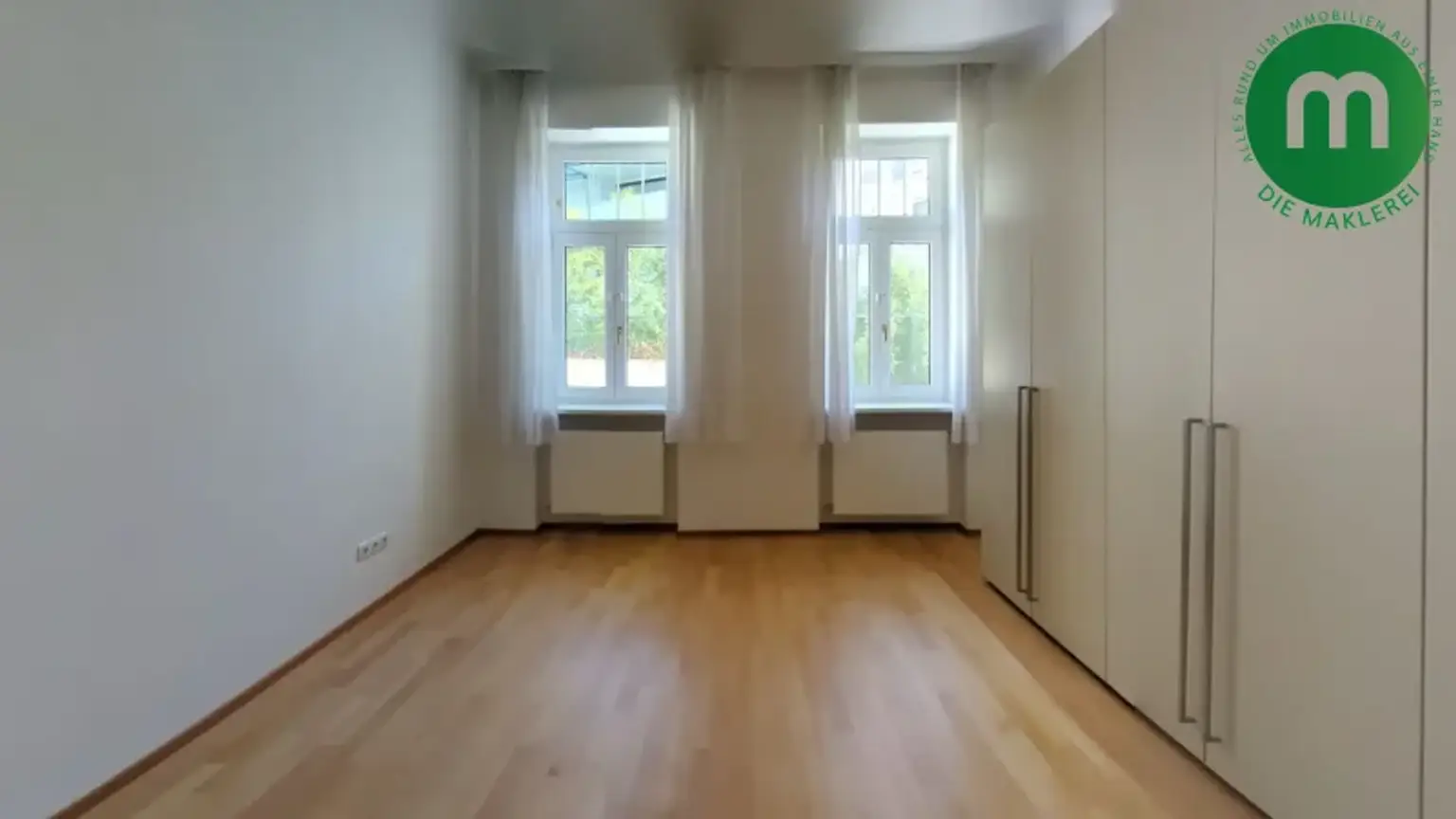 Wohnen am grünen Stadtrand - 160 m² Gartenwohnung in absoluter Ruhelage